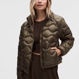 Lululemon Athletica Olive Puffer Jacket Featherweight 900 Down Sz M